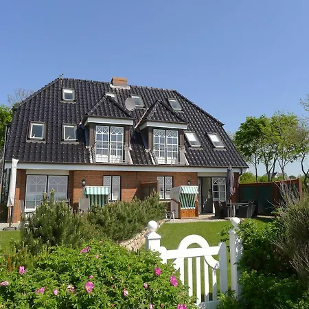 Casa de Férias Hues Strandleev 2 *