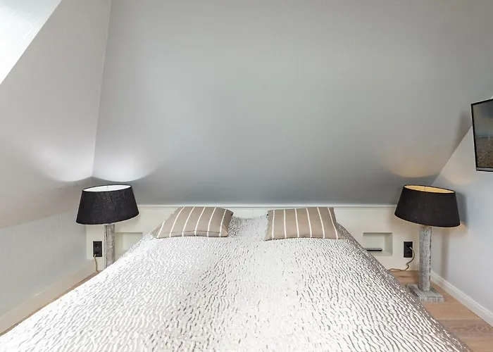 Hues Strandleev 2 Casa de Férias *